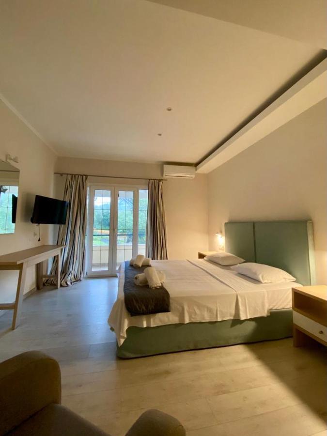 Callisto Beach Hotel Льяпадес Екстер'єр фото